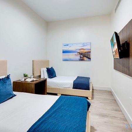 Beachfront Resort - Hot Tub & Pool- Near Beach Hollywood Bagian luar foto