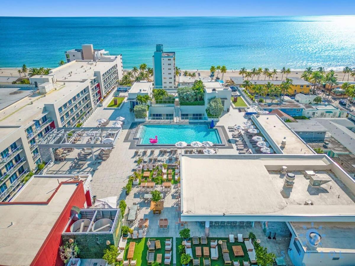 Beachfront Resort - Hot Tub & Pool- Near Beach Hollywood Bagian luar foto
