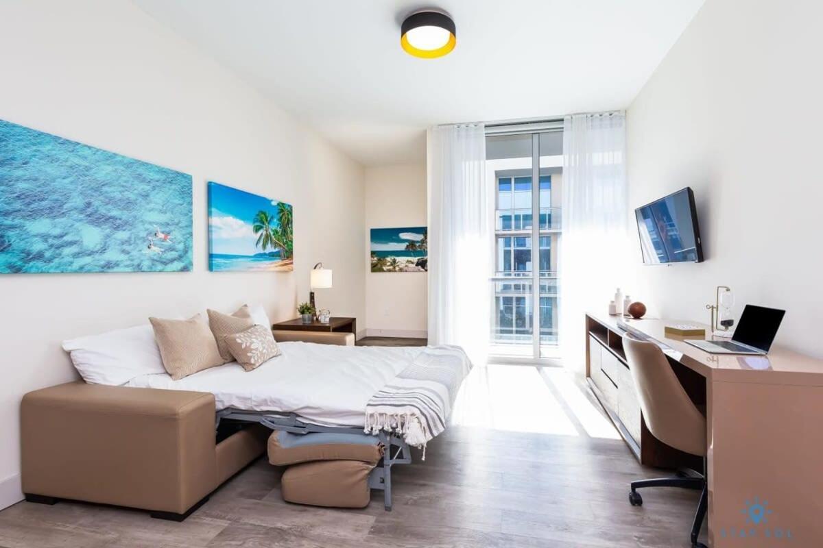 Beachfront Resort - Hot Tub & Pool- Near Beach Hollywood Bagian luar foto